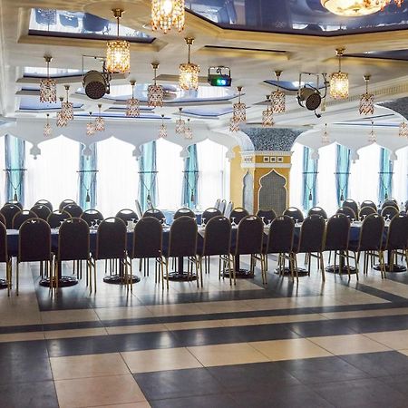 Східний Hotel Berezhany Exterior foto